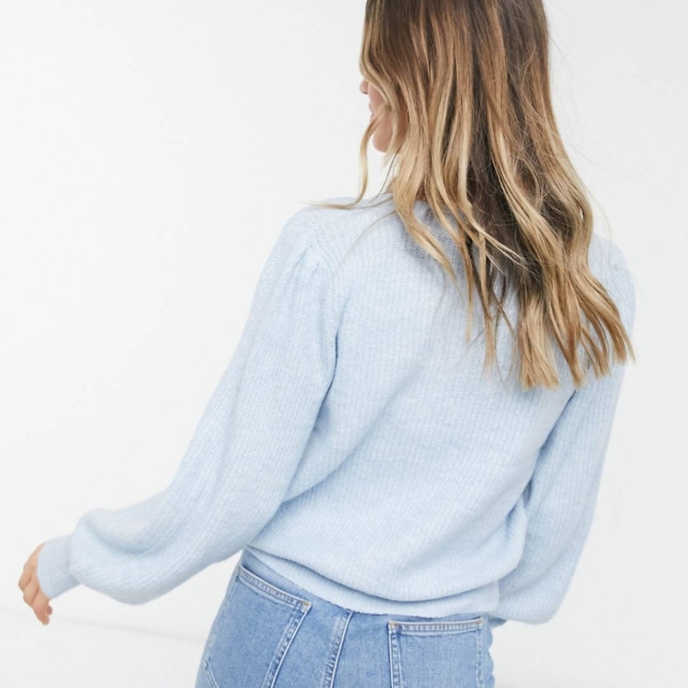 JDY Cropped Knitted Cardigan in Blue - Picture 2 of 13